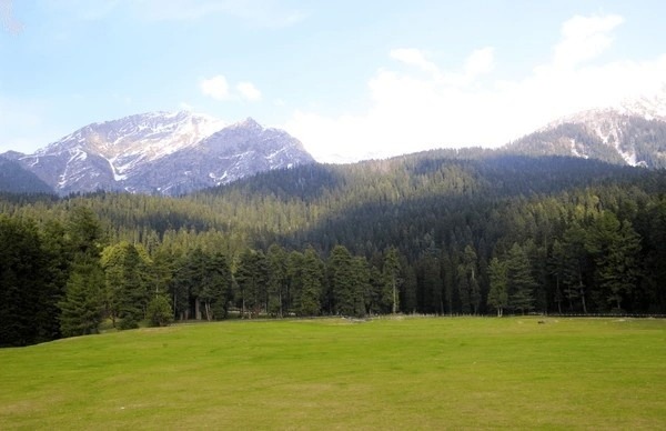 Best Places to Visit in Pahalgam with Family for One Day Trip Places to see in Pahalgam in One Day One Day Pahalgam Trip from Srinagar Must See Tourist Attractions in Pahalgam
