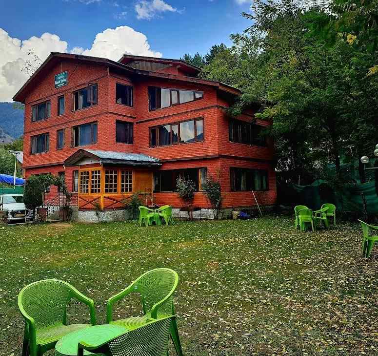 10 Best Luxury 3 Star Hotels in Pahalgam for Family Stay Best hotels in Pahalgam Budget hotels in Pahalgam for families Family hotels in Pahalgam 2026