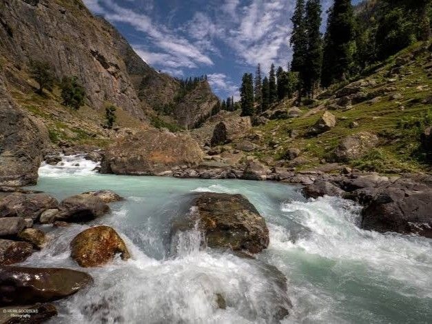 Best Places to Visit in Pahalgam with Family for One Day Trip Places to see in Pahalgam in One Day One Day Pahalgam Trip from Srinagar Must See Tourist Attractions in Pahalgam